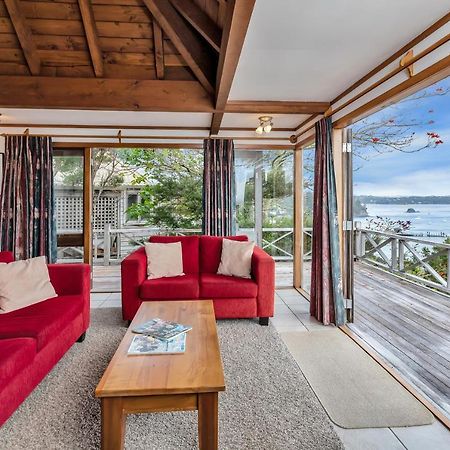Te Maiki Retreat - Russell Holiday Home Bagian luar foto
