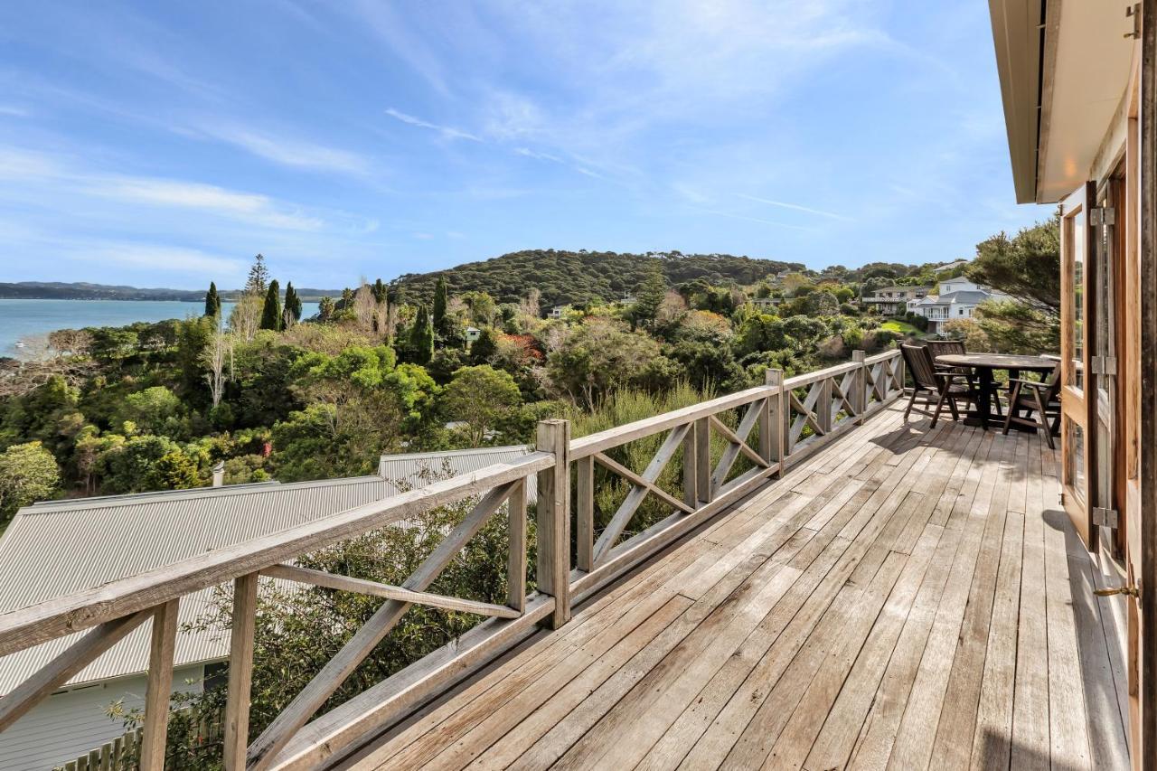Te Maiki Retreat - Russell Holiday Home Bagian luar foto