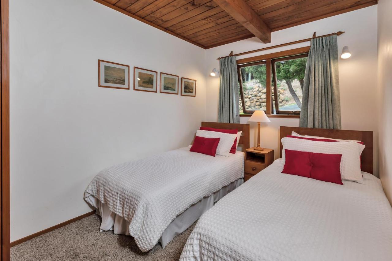 Te Maiki Retreat - Russell Holiday Home Bagian luar foto