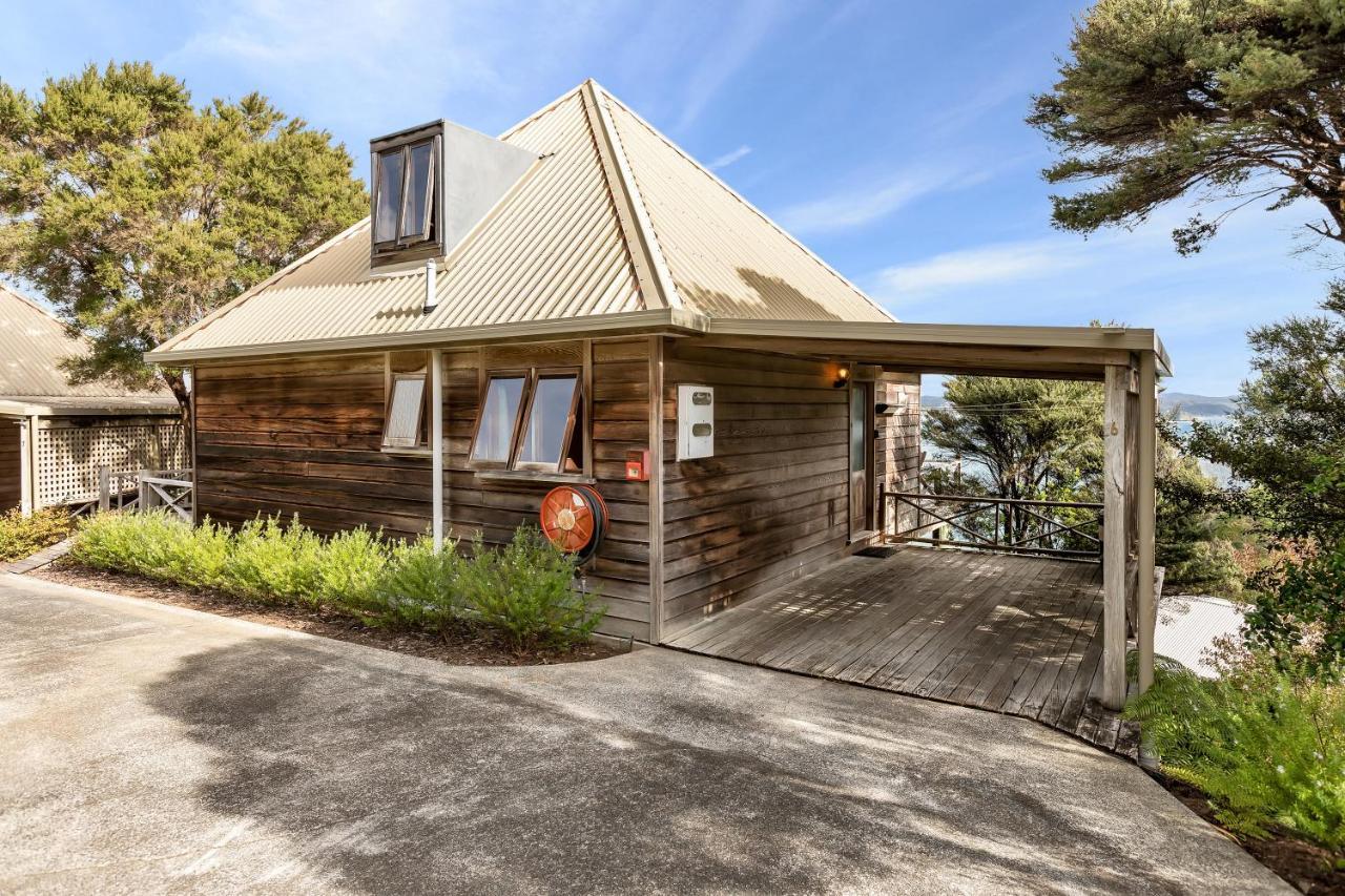 Te Maiki Retreat - Russell Holiday Home Bagian luar foto