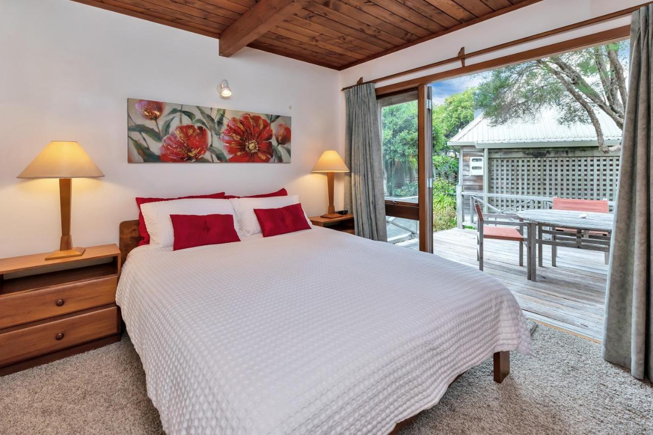 Te Maiki Retreat - Russell Holiday Home Bagian luar foto